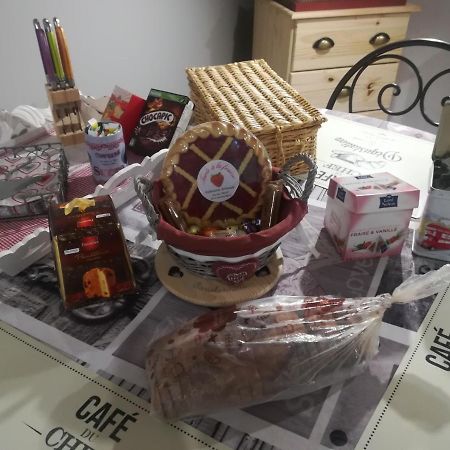 Chambre Les Ormes Enchastrayes 외부 사진